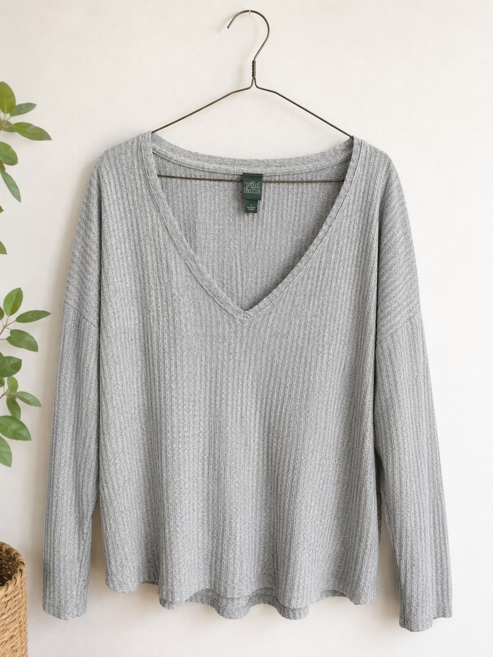 wild fable Light Gray Ribbed V-Neck Sweater